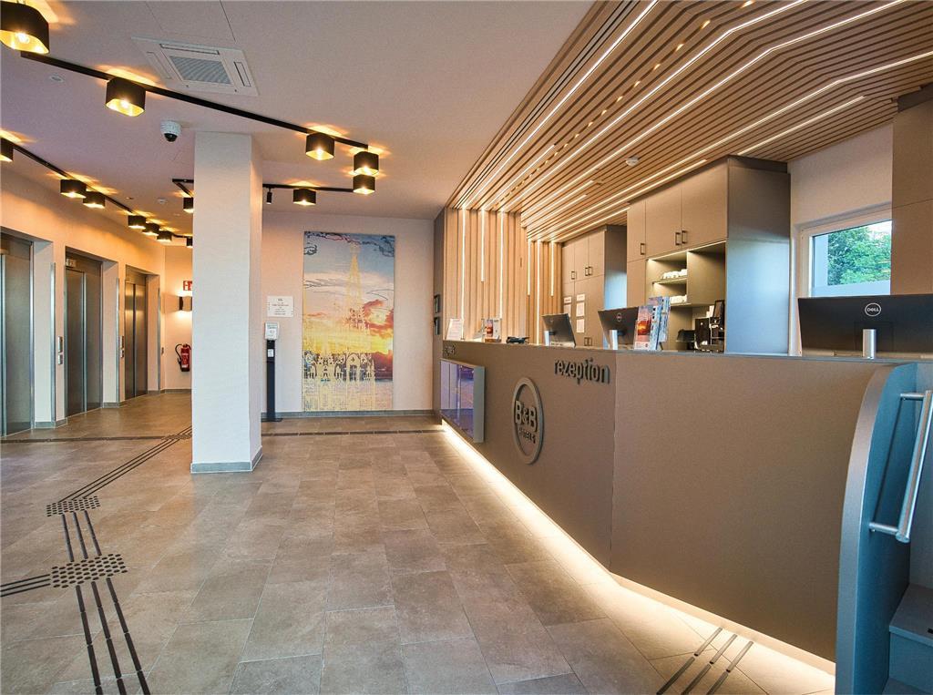 B&B Hotel Koeln-City Интерьер фото